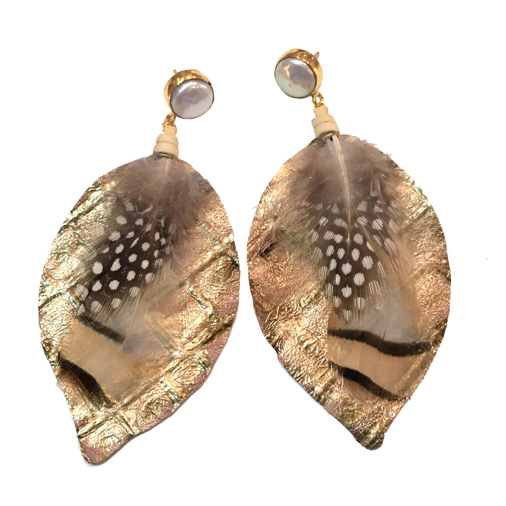 Mixed Feather Earrings | Metallic Gold + Pearl - burnmark